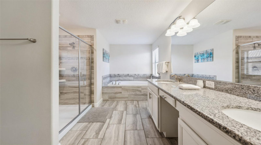 DAVENPORT, Florida 33837, 6 Bedrooms Bedrooms, ,5 BathroomsBathrooms,Residential,For Sale,SOLTERRA,0,MFRS5121088