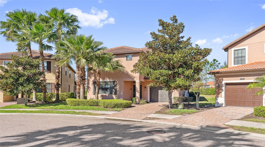 DAVENPORT, Florida 33837, 6 Bedrooms Bedrooms, ,5 BathroomsBathrooms,Residential,For Sale,SOLTERRA,0,MFRS5121088