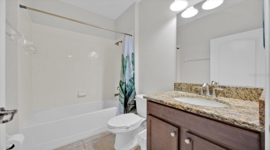 KISSIMMEE, Florida 34747, 5 Bedrooms Bedrooms, ,5 BathroomsBathrooms,Residential,For Sale,BANANA PALM,0,MFRS5133819