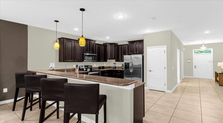 DAVENPORT, Florida 33896, 9 Bedrooms Bedrooms, ,5 BathroomsBathrooms,Residential,For Sale,WEXFORD,0,MFRO6340684