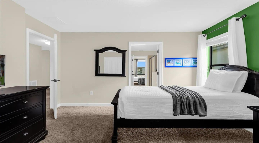 DAVENPORT, Florida 33896, 9 Bedrooms Bedrooms, ,5 BathroomsBathrooms,Residential,For Sale,WEXFORD,0,MFRO6340684