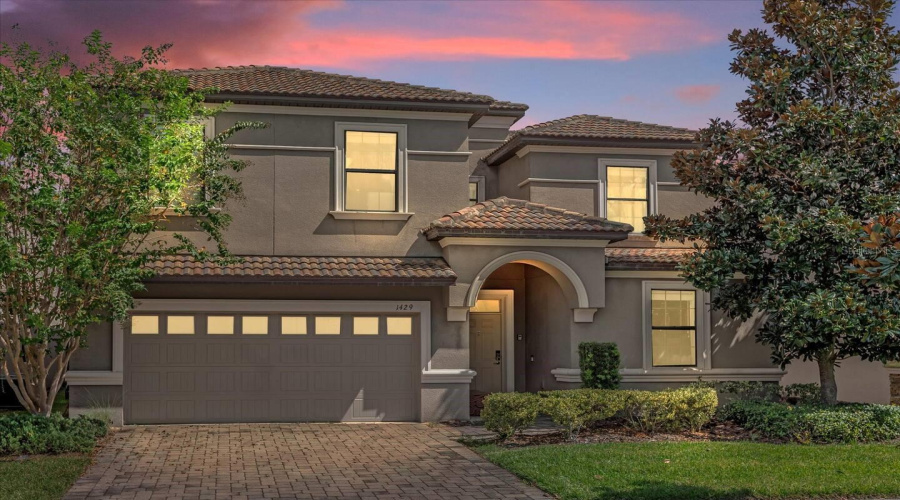 DAVENPORT, Florida 33896, 9 Bedrooms Bedrooms, ,5 BathroomsBathrooms,Residential,For Sale,WEXFORD,0,MFRO6340684