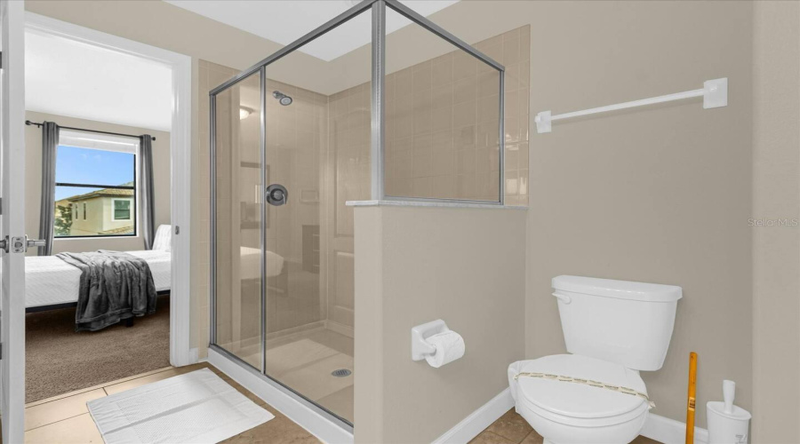 DAVENPORT, Florida 33896, 9 Bedrooms Bedrooms, ,5 BathroomsBathrooms,Residential,For Sale,WEXFORD,0,MFRO6340684