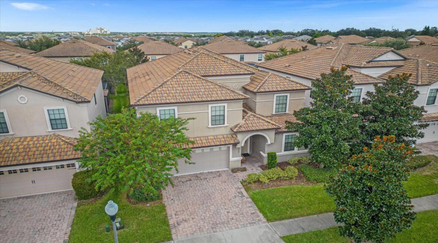 DAVENPORT, Florida 33896, 9 Bedrooms Bedrooms, ,5 BathroomsBathrooms,Residential,For Sale,WEXFORD,0,MFRO6340684
