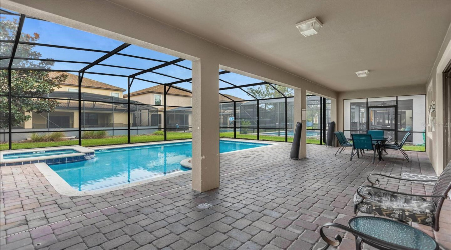 DAVENPORT, Florida 33896, 9 Bedrooms Bedrooms, ,5 BathroomsBathrooms,Residential,For Sale,WEXFORD,0,MFRO6340684