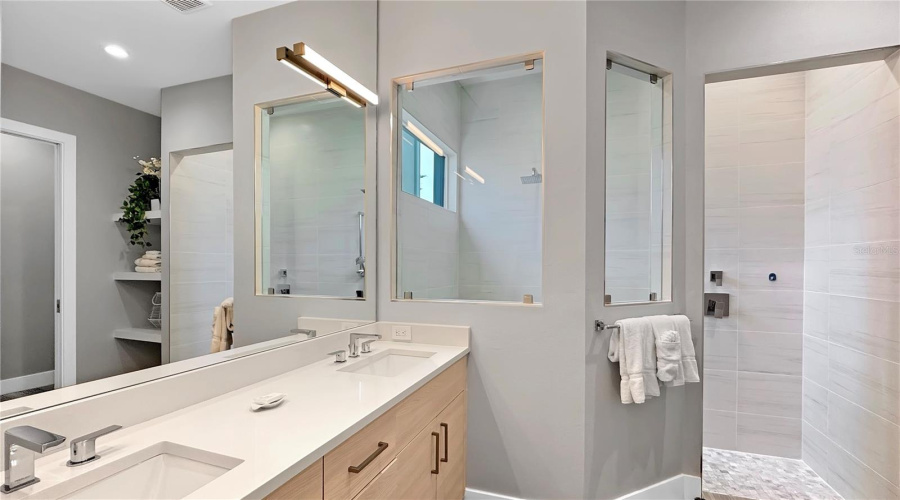 REUNION, Florida 34747, 5 Bedrooms Bedrooms, ,5 BathroomsBathrooms,Residential,For Sale,EXCITEMENT,0,MFRS5130763