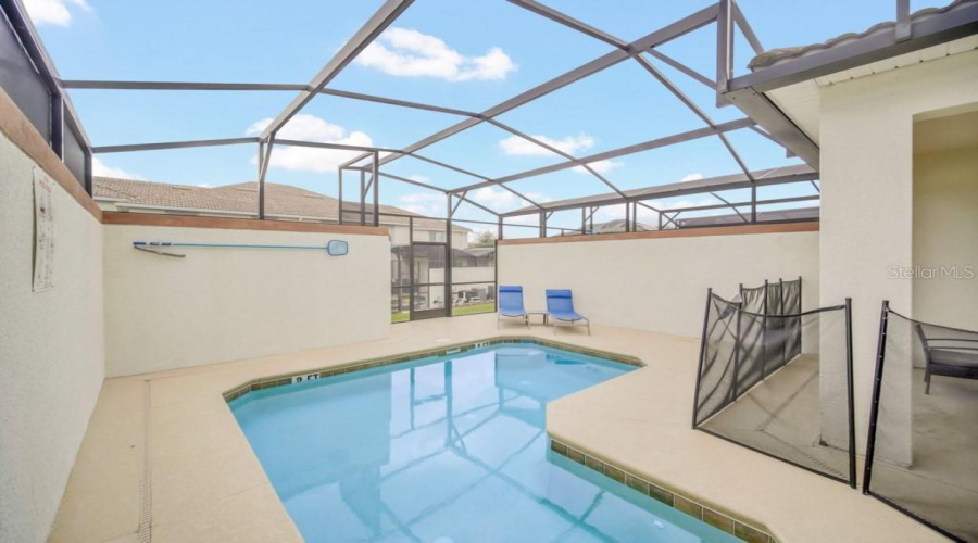 DAVENPORT, Florida 33896, 4 Bedrooms Bedrooms, ,3 BathroomsBathrooms,Residential,For Sale,PLUNKER,0,MFRO6281303