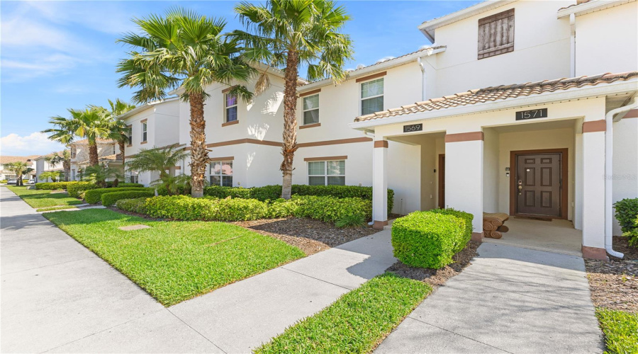 DAVENPORT, Florida 33896, 4 Bedrooms Bedrooms, ,3 BathroomsBathrooms,Residential,For Sale,PLUNKER,0,MFRO6281303