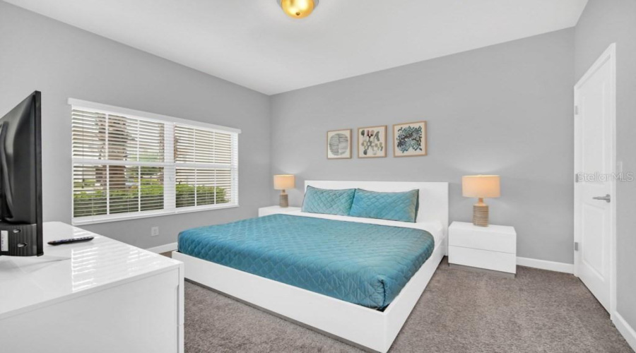 DAVENPORT, Florida 33896, 4 Bedrooms Bedrooms, ,3 BathroomsBathrooms,Residential,For Sale,PLUNKER,0,MFRO6281303