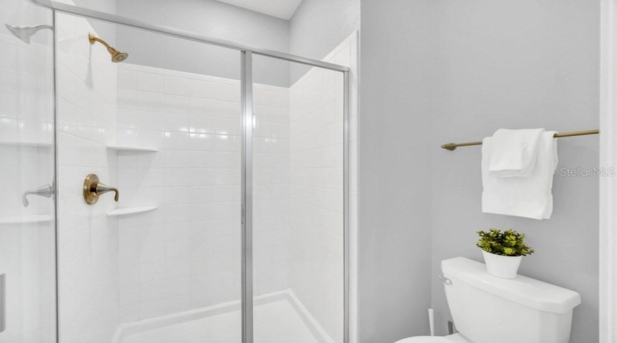 DAVENPORT, Florida 33896, 5 Bedrooms Bedrooms, ,4 BathroomsBathrooms,Residential,For Sale,DOGLEG,0,MFRO6281039