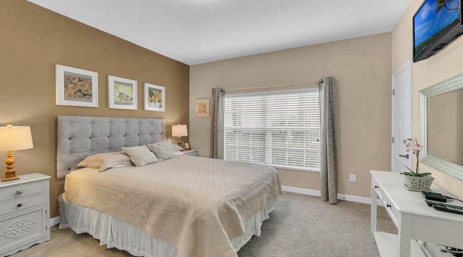 KISSIMMEE, Florida 34746, 4 Bedrooms Bedrooms, ,3 BathroomsBathrooms,Residential,For Sale,CLOCK TOWER,0,MFRO6340940