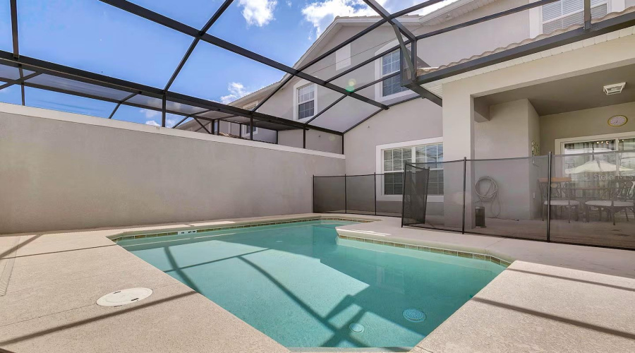 KISSIMMEE, Florida 34746, 4 Bedrooms Bedrooms, ,3 BathroomsBathrooms,Residential,For Sale,CLOCK TOWER,0,MFRO6340940