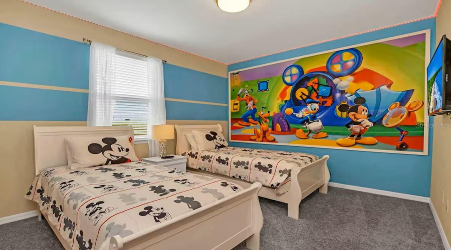 KISSIMMEE, Florida 34747, 9 Bedrooms Bedrooms, ,6 BathroomsBathrooms,Residential,For Sale,NASSAU POINT,0,MFRO6340416