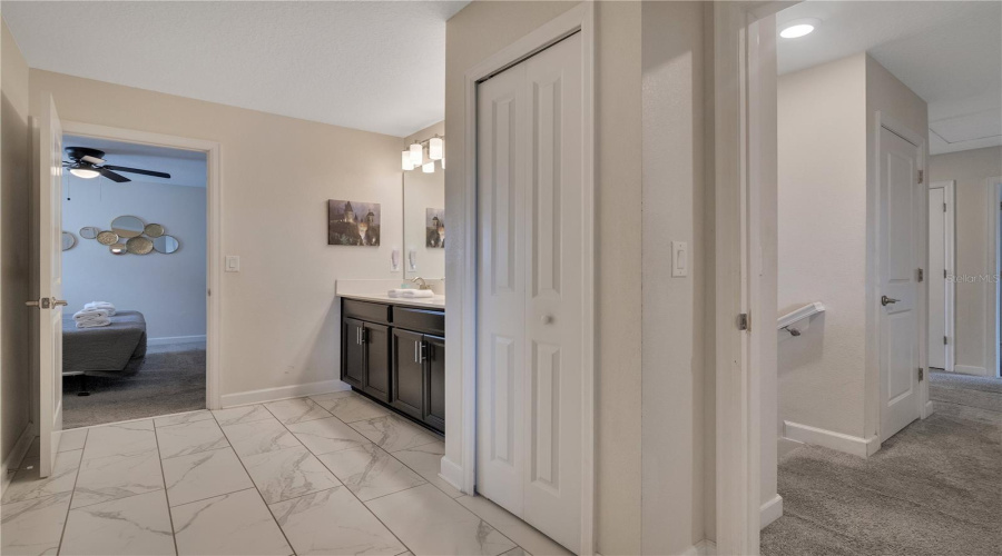 DAVENPORT, Florida 33896, 8 Bedrooms Bedrooms, ,5 BathroomsBathrooms,Residential,For Sale,MAIDSTONE,0,MFRO6340623
