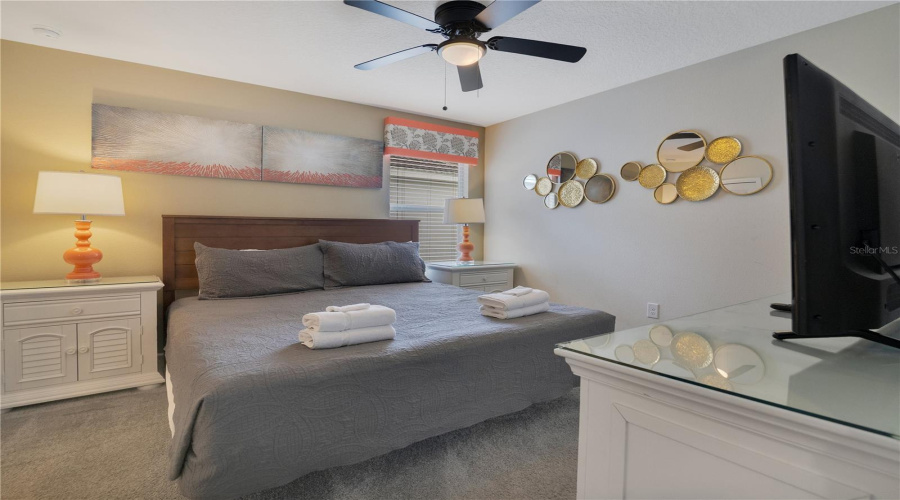 DAVENPORT, Florida 33896, 8 Bedrooms Bedrooms, ,5 BathroomsBathrooms,Residential,For Sale,MAIDSTONE,0,MFRO6340623