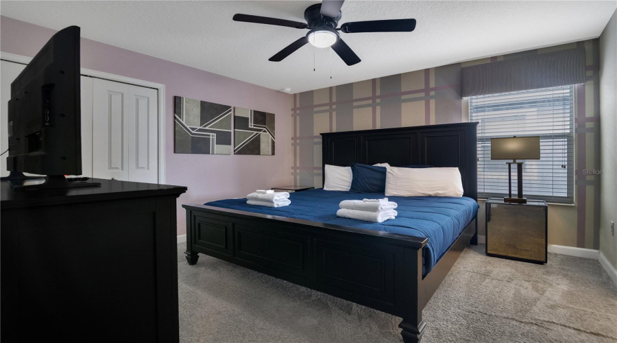DAVENPORT, Florida 33896, 8 Bedrooms Bedrooms, ,5 BathroomsBathrooms,Residential,For Sale,MAIDSTONE,0,MFRO6340623
