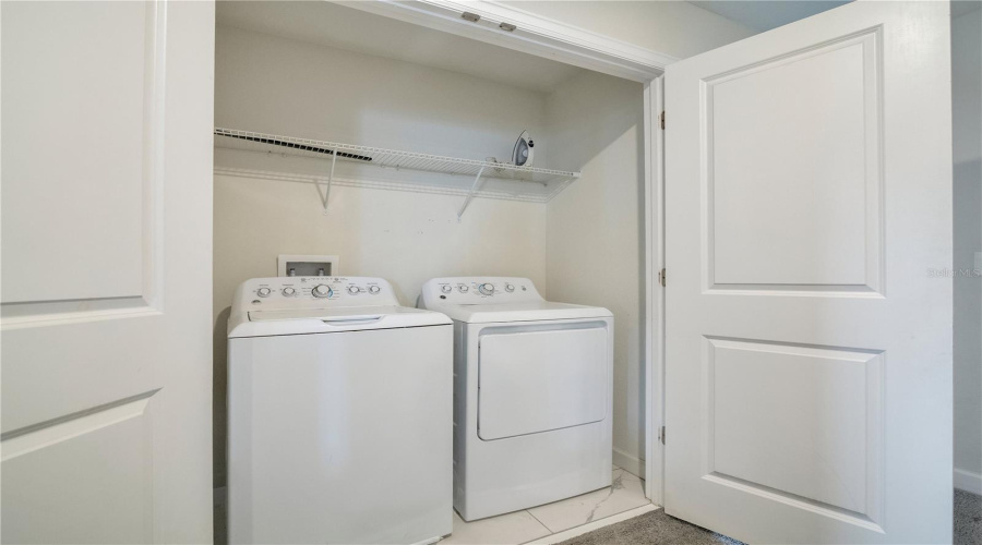 DAVENPORT, Florida 33896, 8 Bedrooms Bedrooms, ,5 BathroomsBathrooms,Residential,For Sale,MAIDSTONE,0,MFRO6340623