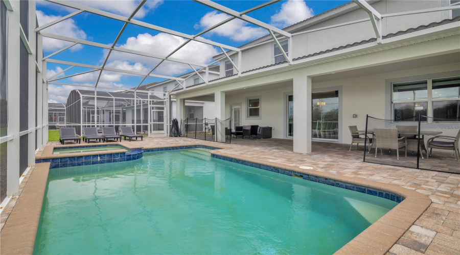 DAVENPORT, Florida 33896, 8 Bedrooms Bedrooms, ,5 BathroomsBathrooms,Residential,For Sale,MAIDSTONE,0,MFRO6340623