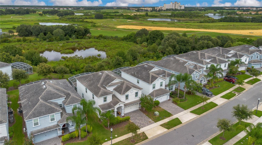 DAVENPORT, Florida 33896, 8 Bedrooms Bedrooms, ,5 BathroomsBathrooms,Residential,For Sale,MAIDSTONE,0,MFRO6340623