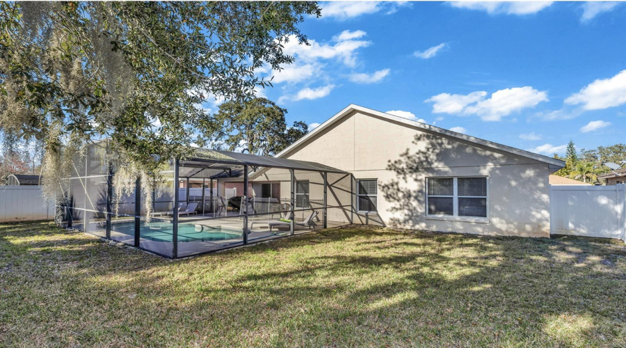 DAVENPORT, Florida 33896, 3 Bedrooms Bedrooms, ,2 BathroomsBathrooms,Residential,For Sale,PARADISE WOODS CT,0,MFRS5133948