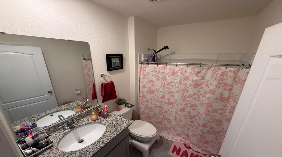 DAVENPORT, Florida 33837, 4 Bedrooms Bedrooms, ,2 BathroomsBathrooms,Residential,For Sale,ANGEL FALLS,0,MFRO6341096