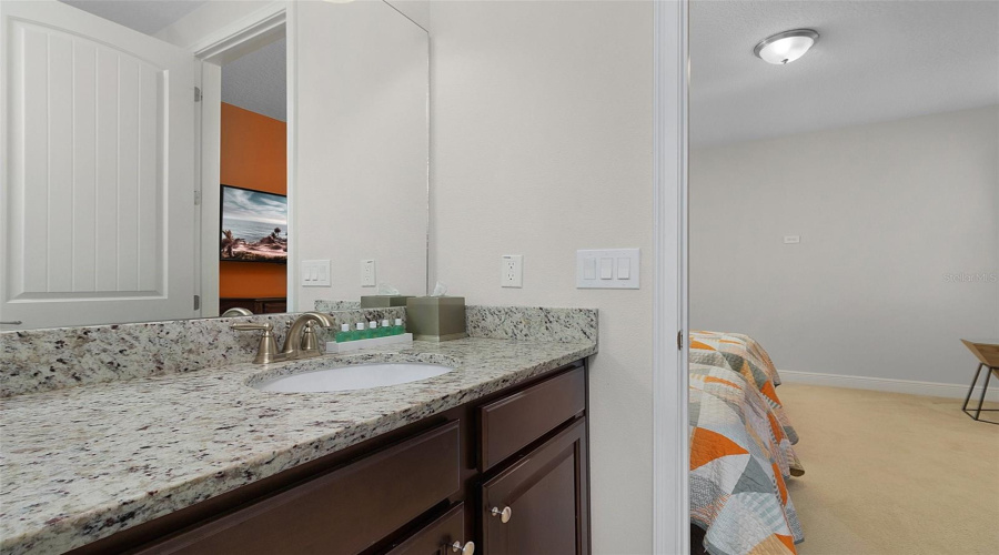 KISSIMMEE, Florida 34747, 6 Bedrooms Bedrooms, ,6 BathroomsBathrooms,Residential,For Sale,MARKER,0,MFRS5133945