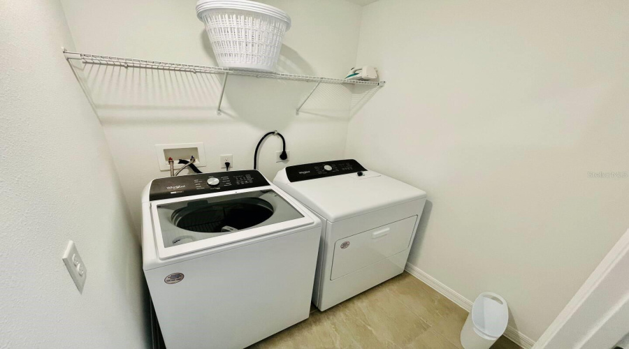 DAVENPORT, Florida 33896, 3 Bedrooms Bedrooms, ,2 BathroomsBathrooms,Residential,For Sale,PLANTATION LANE,0,MFRO6341335