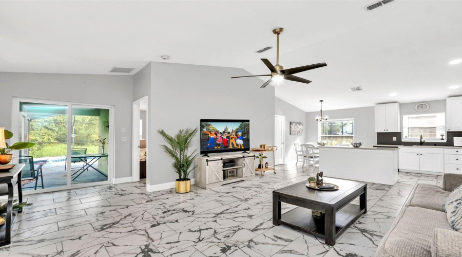 DAVENPORT, Florida 33896, 4 Bedrooms Bedrooms, ,3 BathroomsBathrooms,Residential,For Sale,BLUE JAY,0,MFRO6341234