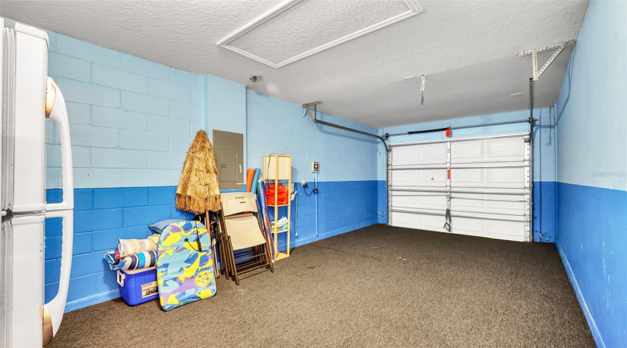 DAVENPORT, Florida 33896, 4 Bedrooms Bedrooms, ,3 BathroomsBathrooms,Residential,For Sale,BLUE JAY,0,MFRO6341234
