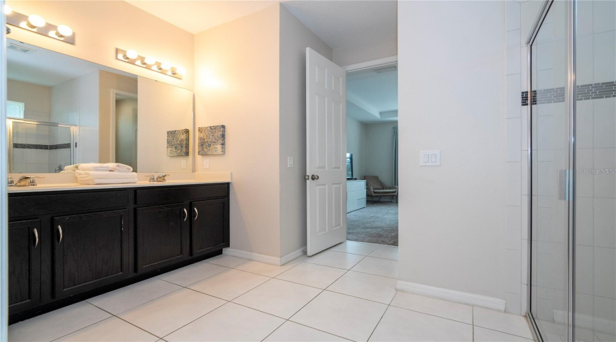 KISSIMMEE, Florida 34747, 9 Bedrooms Bedrooms, ,6 BathroomsBathrooms,Residential,For Sale,SUNSHINE RIDGE,0,MFRO6341342