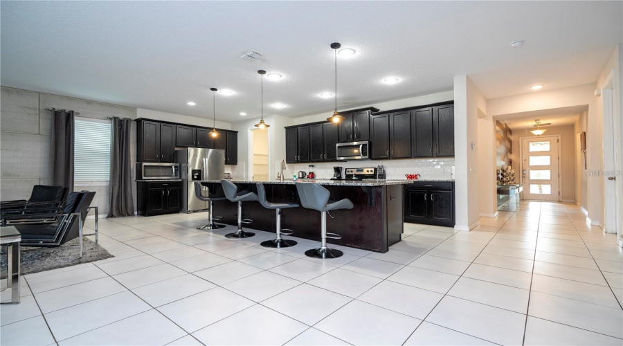 KISSIMMEE, Florida 34747, 9 Bedrooms Bedrooms, ,6 BathroomsBathrooms,Residential,For Sale,SUNSHINE RIDGE,0,MFRO6341342