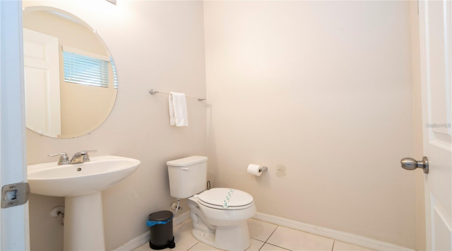 KISSIMMEE, Florida 34747, 9 Bedrooms Bedrooms, ,6 BathroomsBathrooms,Residential,For Sale,SUNSHINE RIDGE,0,MFRO6341342