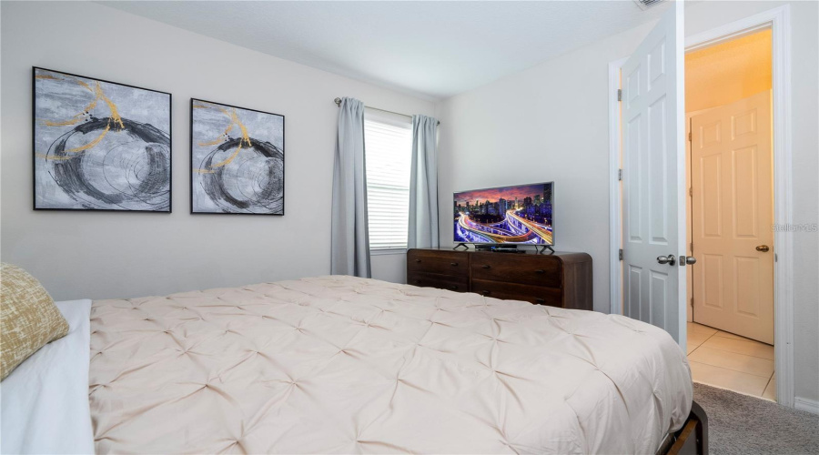 KISSIMMEE, Florida 34747, 9 Bedrooms Bedrooms, ,6 BathroomsBathrooms,Residential,For Sale,SUNSHINE RIDGE,0,MFRO6341342