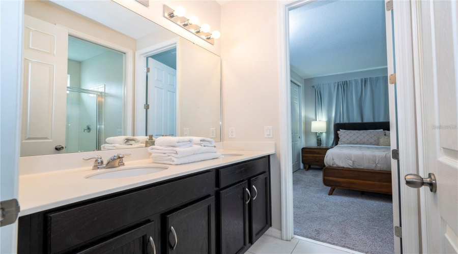 KISSIMMEE, Florida 34747, 9 Bedrooms Bedrooms, ,6 BathroomsBathrooms,Residential,For Sale,SUNSHINE RIDGE,0,MFRO6341342