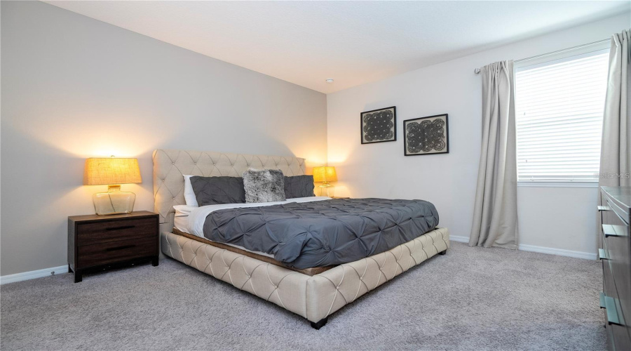 KISSIMMEE, Florida 34747, 9 Bedrooms Bedrooms, ,6 BathroomsBathrooms,Residential,For Sale,SUNSHINE RIDGE,0,MFRO6341342