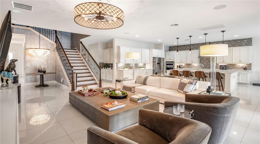 ORLANDO, Florida 32836, 6 Bedrooms Bedrooms, ,6 BathroomsBathrooms,Residential,For Sale,KARWICK,0,MFRO6341120