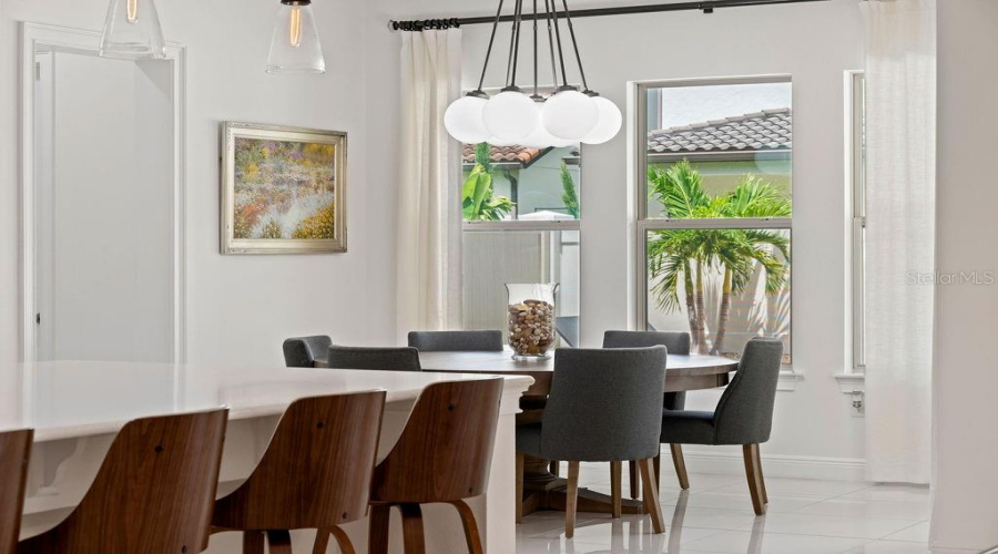 ORLANDO, Florida 32836, 6 Bedrooms Bedrooms, ,6 BathroomsBathrooms,Residential,For Sale,KARWICK,0,MFRO6341120