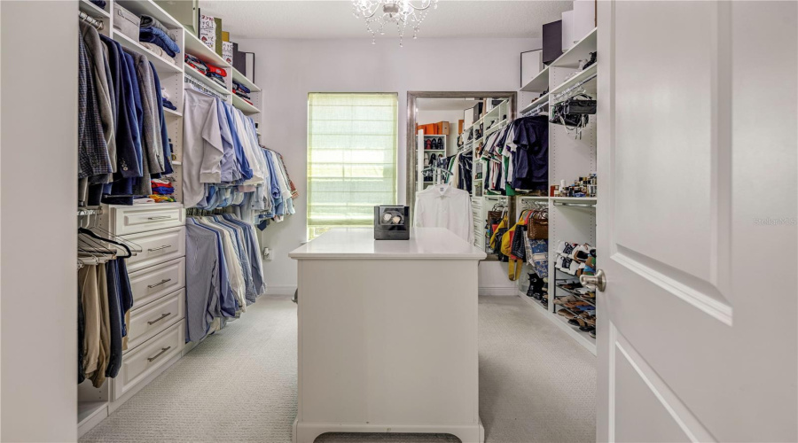 ORLANDO, Florida 32836, 6 Bedrooms Bedrooms, ,6 BathroomsBathrooms,Residential,For Sale,KARWICK,0,MFRO6341120
