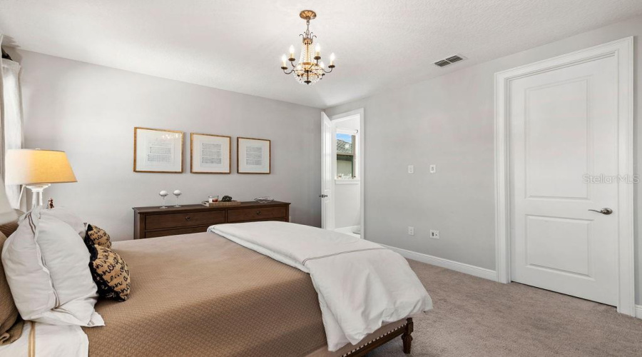 ORLANDO, Florida 32836, 6 Bedrooms Bedrooms, ,6 BathroomsBathrooms,Residential,For Sale,KARWICK,0,MFRO6341120