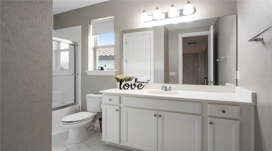 ORLANDO, Florida 32836, 6 Bedrooms Bedrooms, ,6 BathroomsBathrooms,Residential,For Sale,KARWICK,0,MFRO6341120