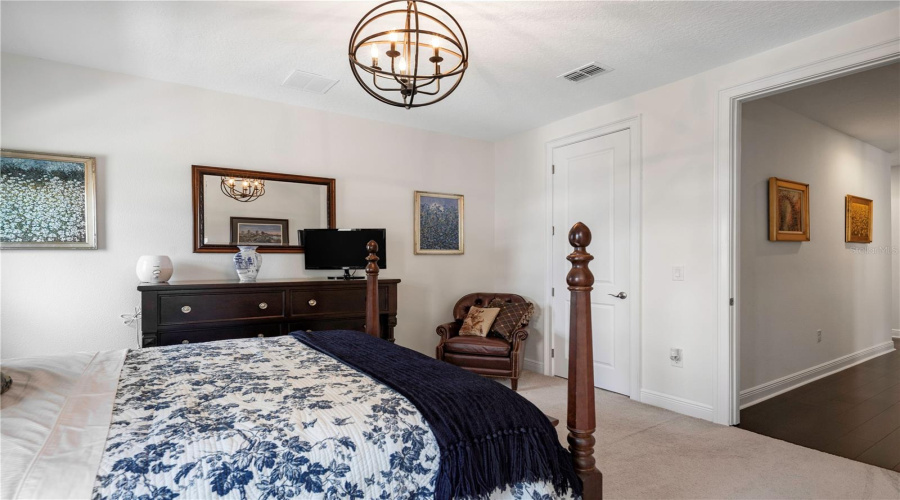 ORLANDO, Florida 32836, 6 Bedrooms Bedrooms, ,6 BathroomsBathrooms,Residential,For Sale,KARWICK,0,MFRO6341120