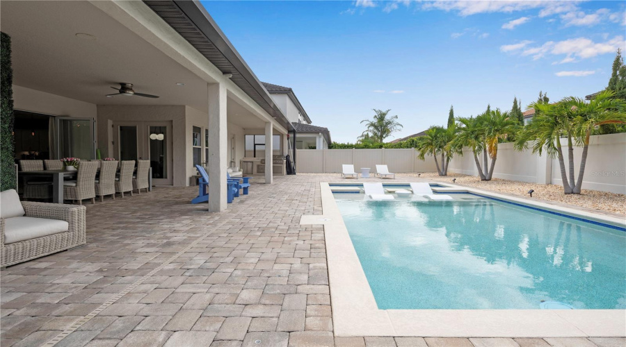 ORLANDO, Florida 32836, 6 Bedrooms Bedrooms, ,6 BathroomsBathrooms,Residential,For Sale,KARWICK,0,MFRO6341120