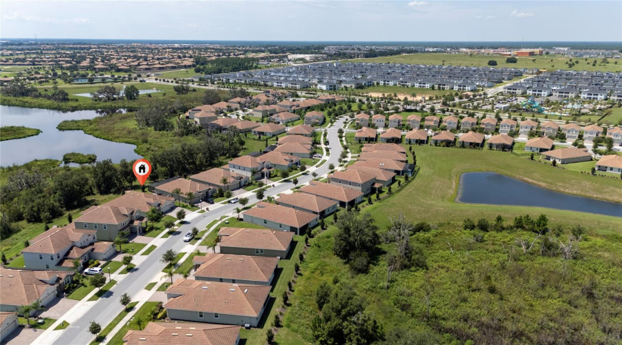DAVENPORT, Florida 33896, 4 Bedrooms Bedrooms, ,3 BathroomsBathrooms,Residential,For Sale,FALLEN OAK,0,MFRS5133990