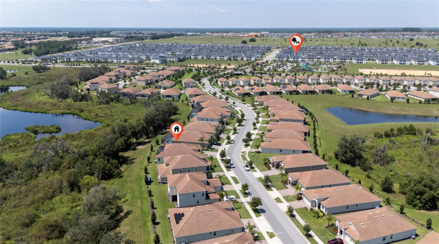 DAVENPORT, Florida 33896, 4 Bedrooms Bedrooms, ,3 BathroomsBathrooms,Residential,For Sale,FALLEN OAK,0,MFRS5133990