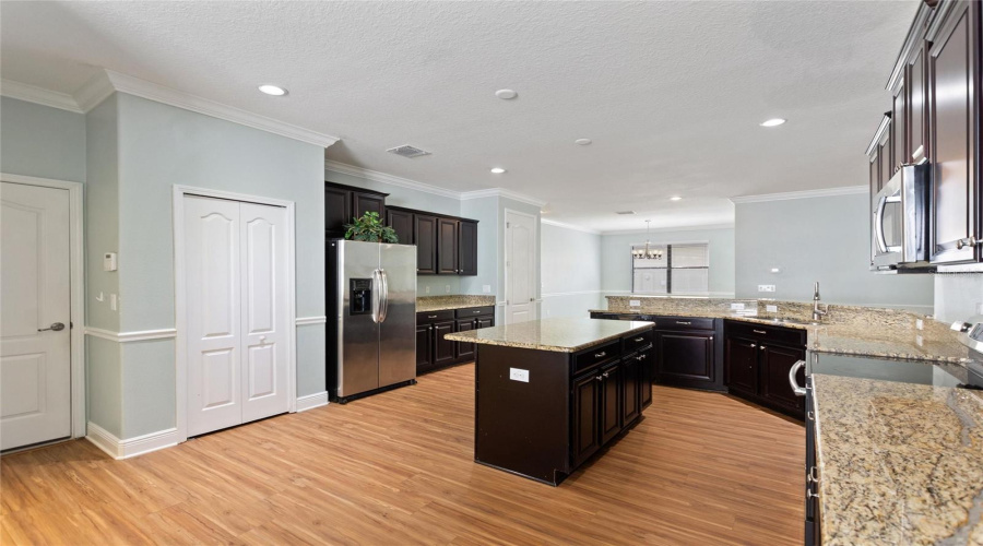DAVENPORT, Florida 33896, 4 Bedrooms Bedrooms, ,3 BathroomsBathrooms,Residential,For Sale,PALMETTO DUNES,0,MFRS5133929