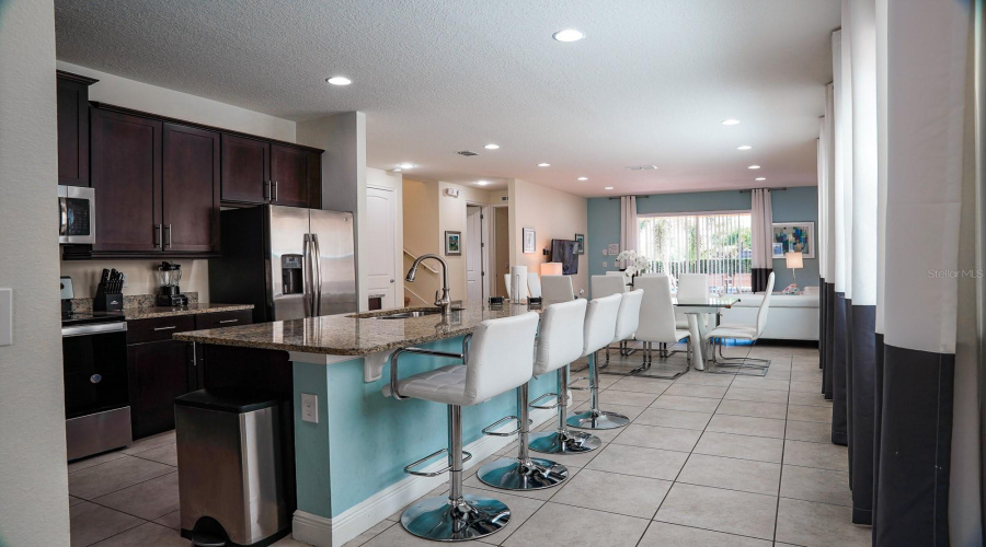 KISSIMMEE, Florida 34747, 8 Bedrooms Bedrooms, ,7 BathroomsBathrooms,Residential,For Sale,PENDANT,0,MFRO6340878