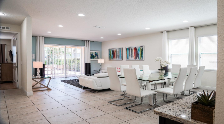KISSIMMEE, Florida 34747, 8 Bedrooms Bedrooms, ,7 BathroomsBathrooms,Residential,For Sale,PENDANT,0,MFRO6340878
