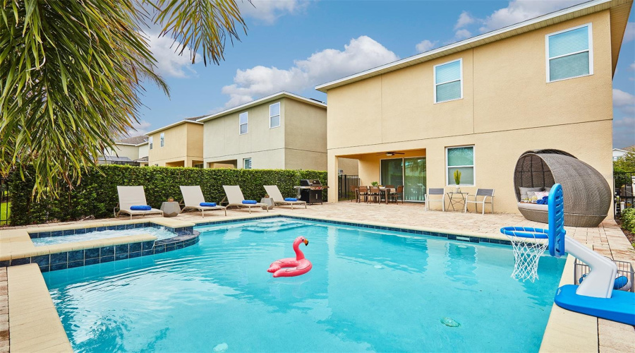 KISSIMMEE, Florida 34747, 8 Bedrooms Bedrooms, ,7 BathroomsBathrooms,Residential,For Sale,PENDANT,0,MFRO6340878