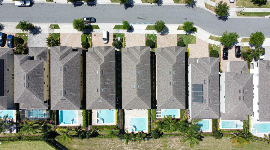 KISSIMMEE, Florida 34747, 8 Bedrooms Bedrooms, ,7 BathroomsBathrooms,Residential,For Sale,PENDANT,0,MFRO6340878