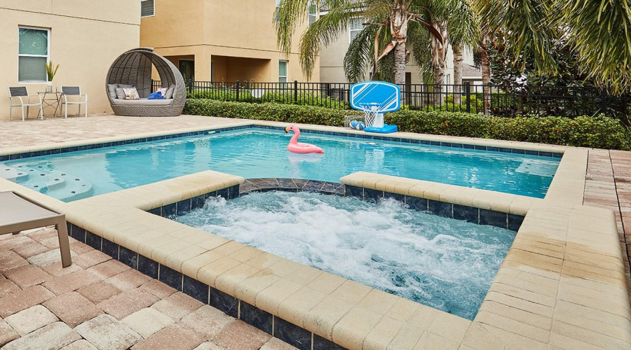 KISSIMMEE, Florida 34747, 8 Bedrooms Bedrooms, ,7 BathroomsBathrooms,Residential,For Sale,PENDANT,0,MFRO6340878